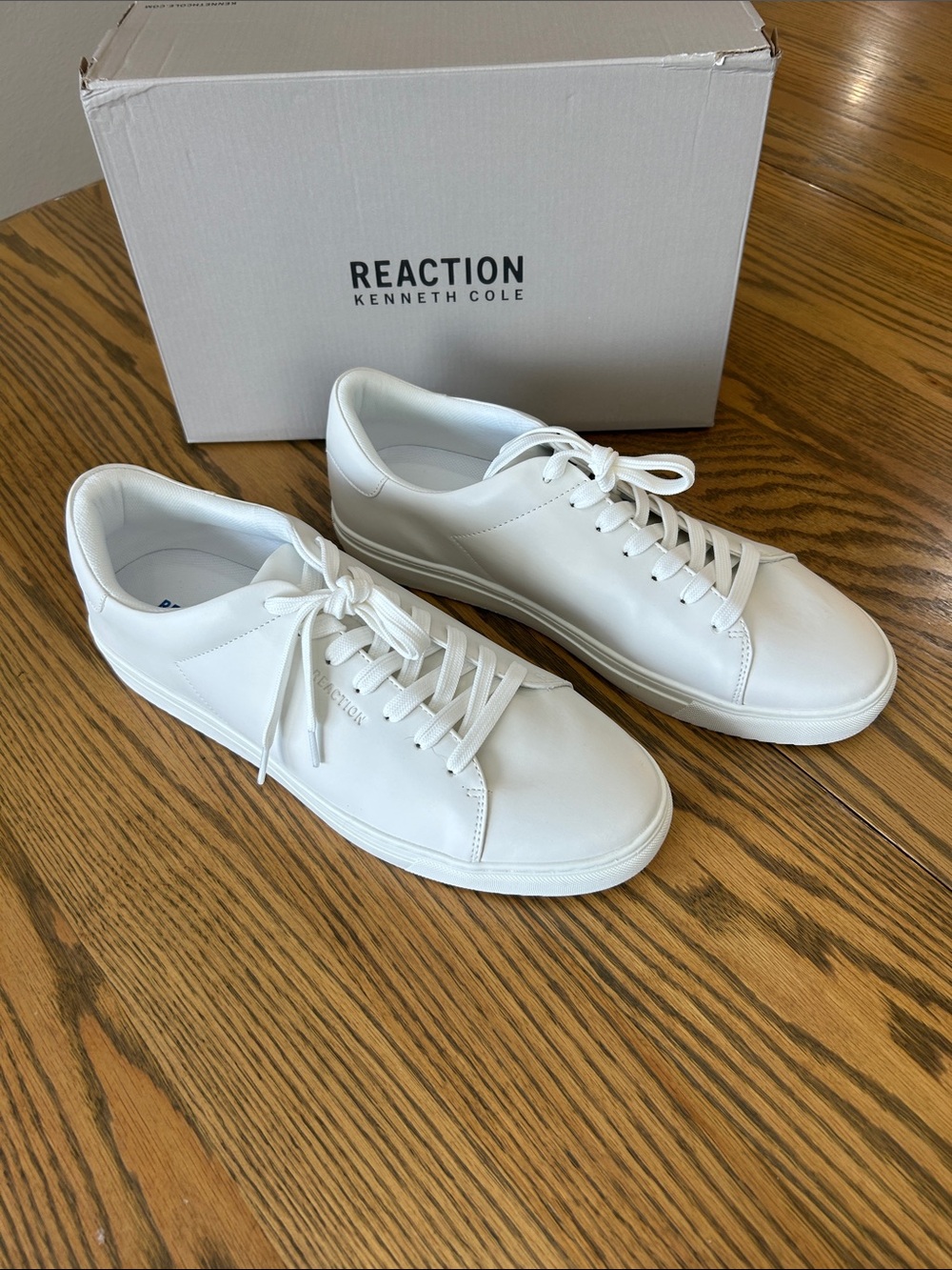 Reaction Kenneth Cole Javon Low-top sneaker, Ivory, size 12, NIB - Picture 2 of 10